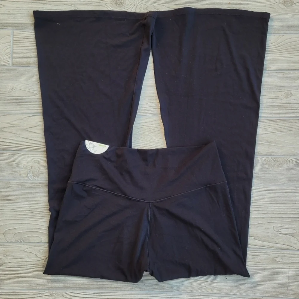 Offline by Aerie Real Me Flare Pants - Picture 2 of 4